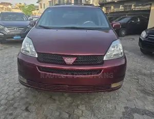 Photo - Toyota Sienna XLE Limited AWD (3.3L V6 5A) 2004 Burgundy