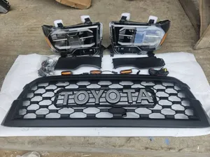 Headlamp Tundra/Sequoia 2008-2010-2012 & Toyota Front Grille