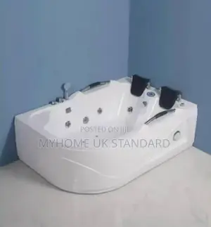 England Double Jacuzzi With Radio