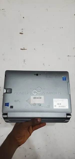 Laptop Fujitsu 8GB Intel Core M SSD 256GB
