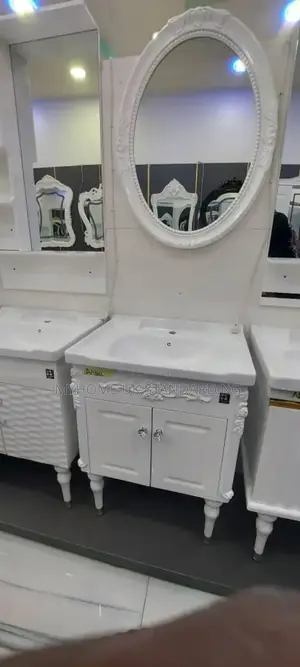 Ronald Single Cabinet