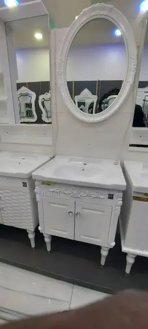 Ronald Single Cabinet