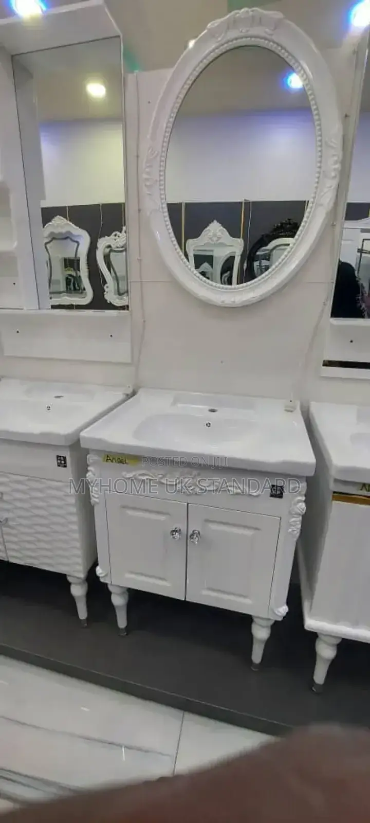 Ronald Single Cabinet