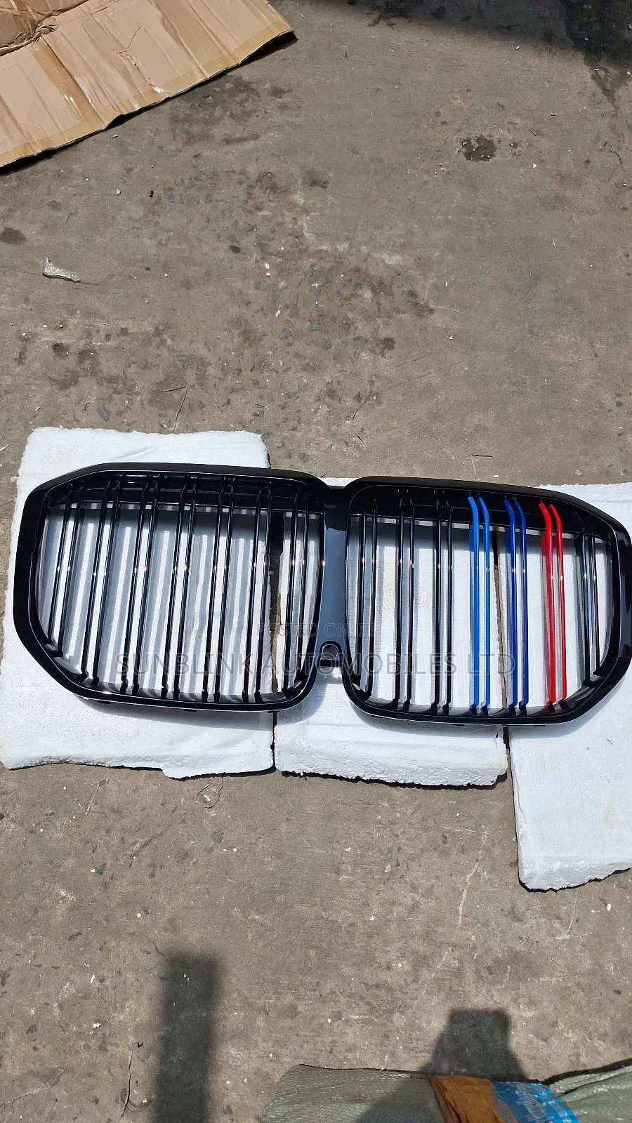 X7 2019 Front Grille