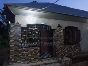 Photo - Furnished 4bdrm House in Uyo for sale