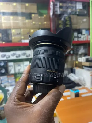 Sigma 17-50mm Lens, 1:2.8 Ex HSM for Nikon Camera