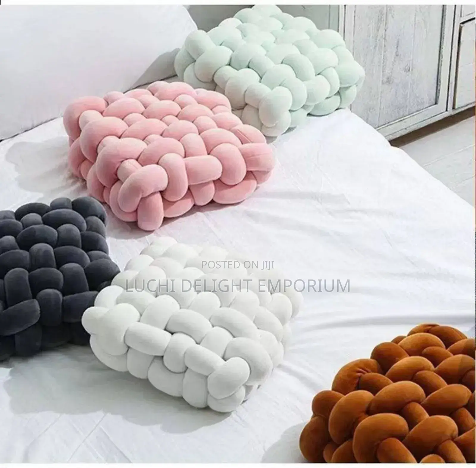 Decorative Throw Soft Cushion Pillow Knots Pillow