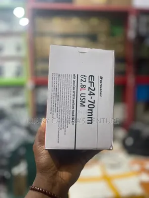 Canon 24 - 70mm Lens, F/2.8l U S M