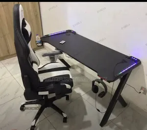 Quality Set of Gaming Chair and Table