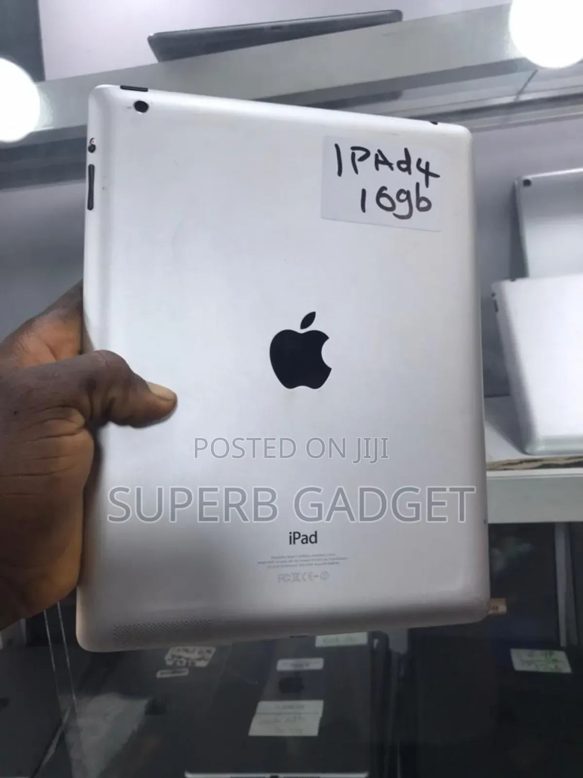 Apple iPad 4 Wi-Fi 16 GB Silver