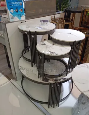 Marble Centre Table With 3side Stool