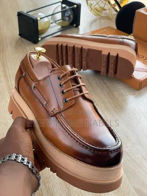 Lv Leather Cooperate Shoes