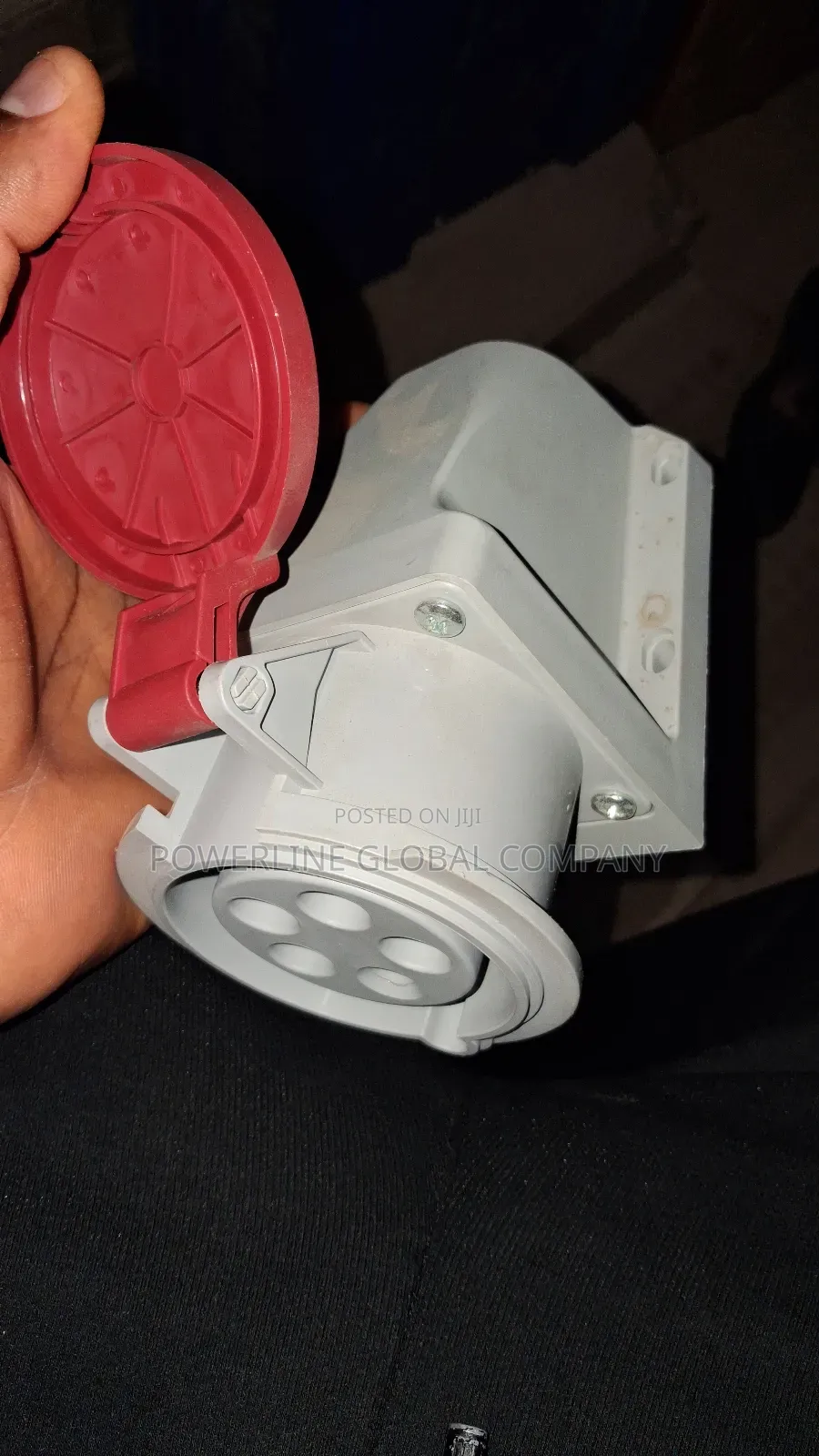 Iindustrial Socket 32amps 5pin for Factories/ Construction