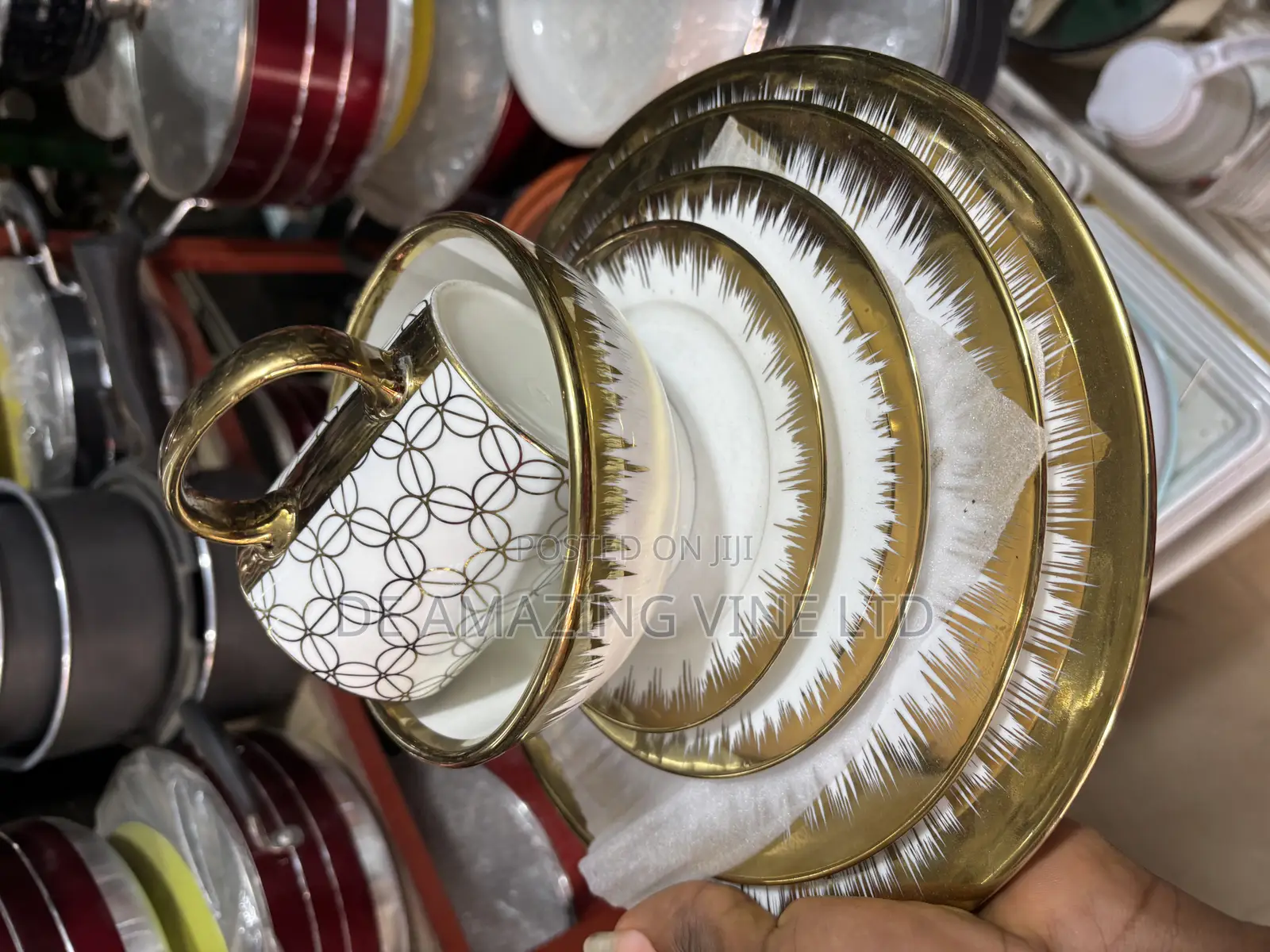 Golden Diner Set