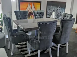 Quality Set of Dinning
