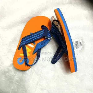 Children and Toddler Sander Slipers Available in Size 29/30