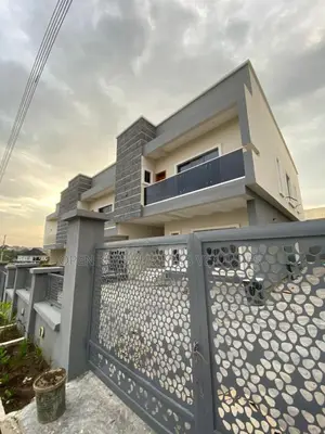 Furnished 3bdrm Duplex in Carlton Gate Estate, Akobo for sale