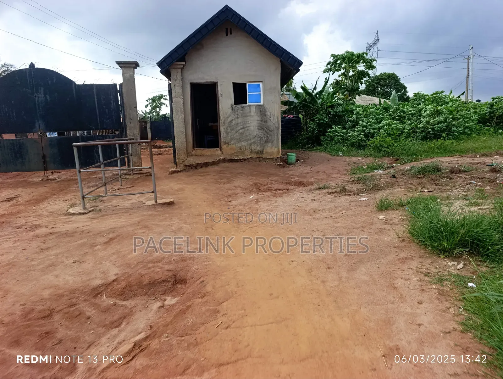 4bdrm Bungalow in Ayobo for sale