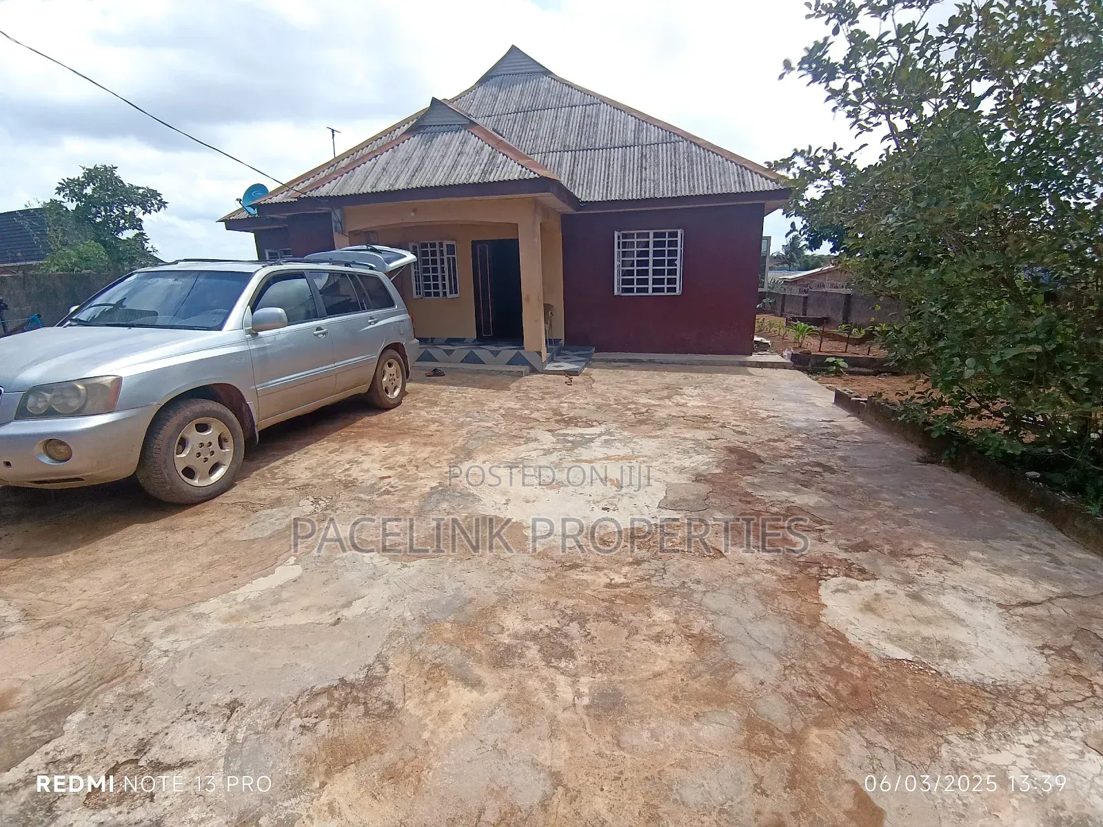4bdrm Bungalow in Ayobo for sale