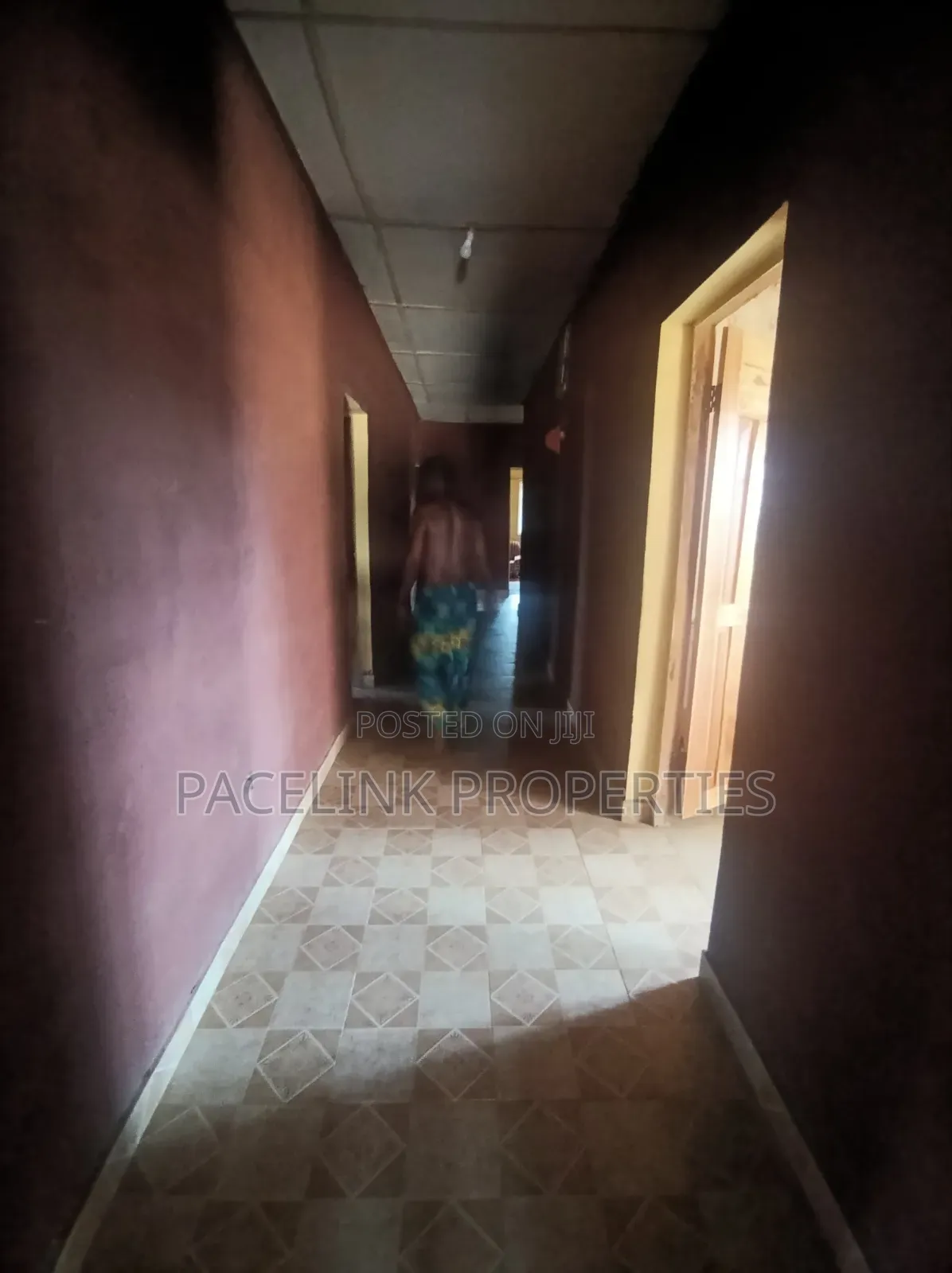 4bdrm Bungalow in Ayobo for sale