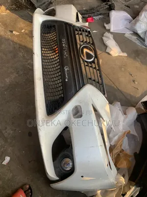 Bumper Lexus Is 2015