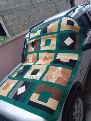 Used Centre Rug for Sale