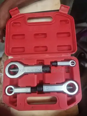 Set Of Nut Breaker