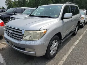Toyota Land Cruiser 2009 Silver