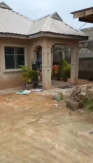Photo - 3bdrm Bungalow in Ayobo for sale