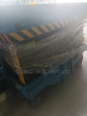 Mobile Scissors Lifter 9m/500kg
