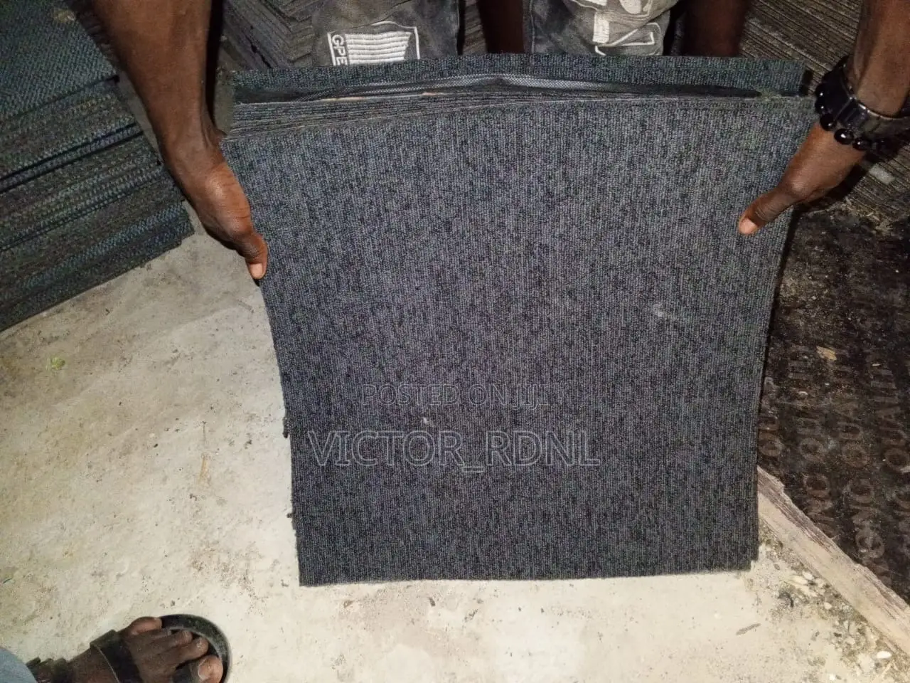 Carpet Tiles With Installation
