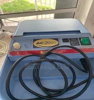 Clement Clarke Ac2000 Nebuliser - With Accessories