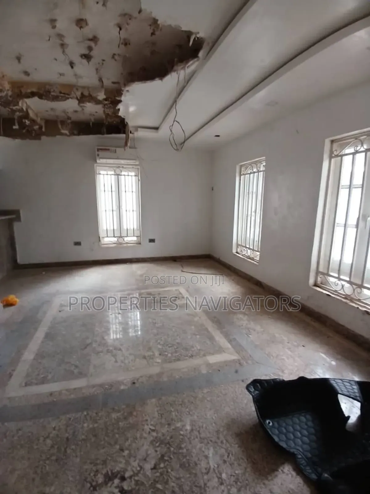 10bdrm Mansion in Asokoro for rent