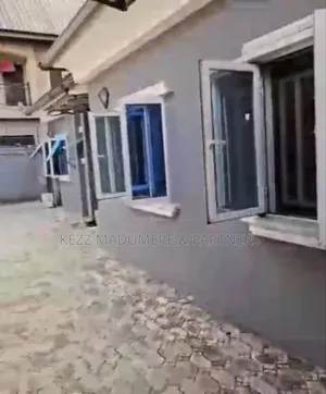 Photo - 6bdrm Bungalow in Rumuduru Off, Port-Harcourt for sale
