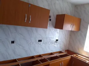 Carpenter/Furniture