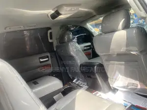 Toyota Sequoia Platinum 4x4 2020 Gray