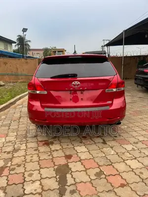 Toyota Venza AWD 2010 Red