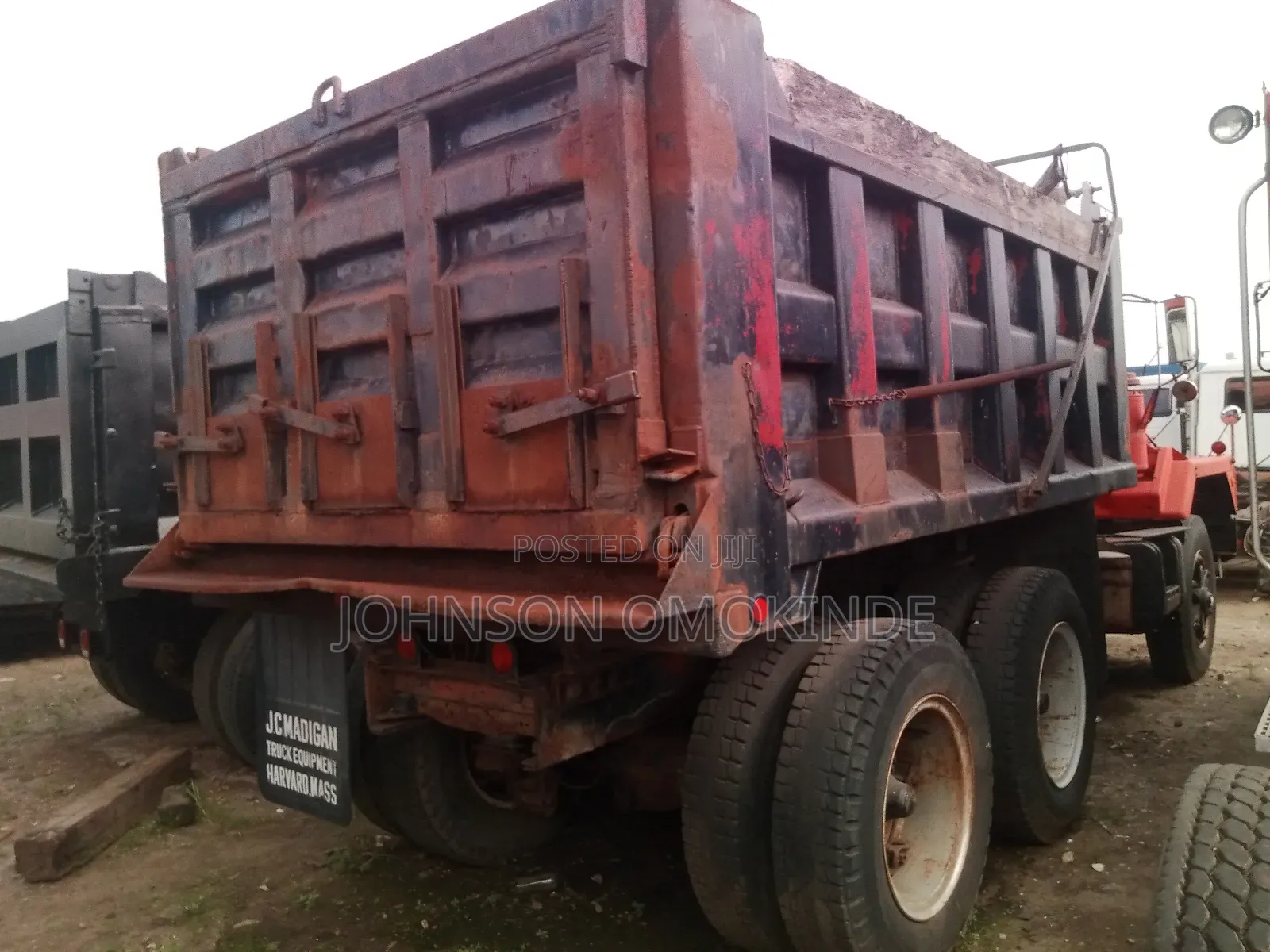 Mack Tipper