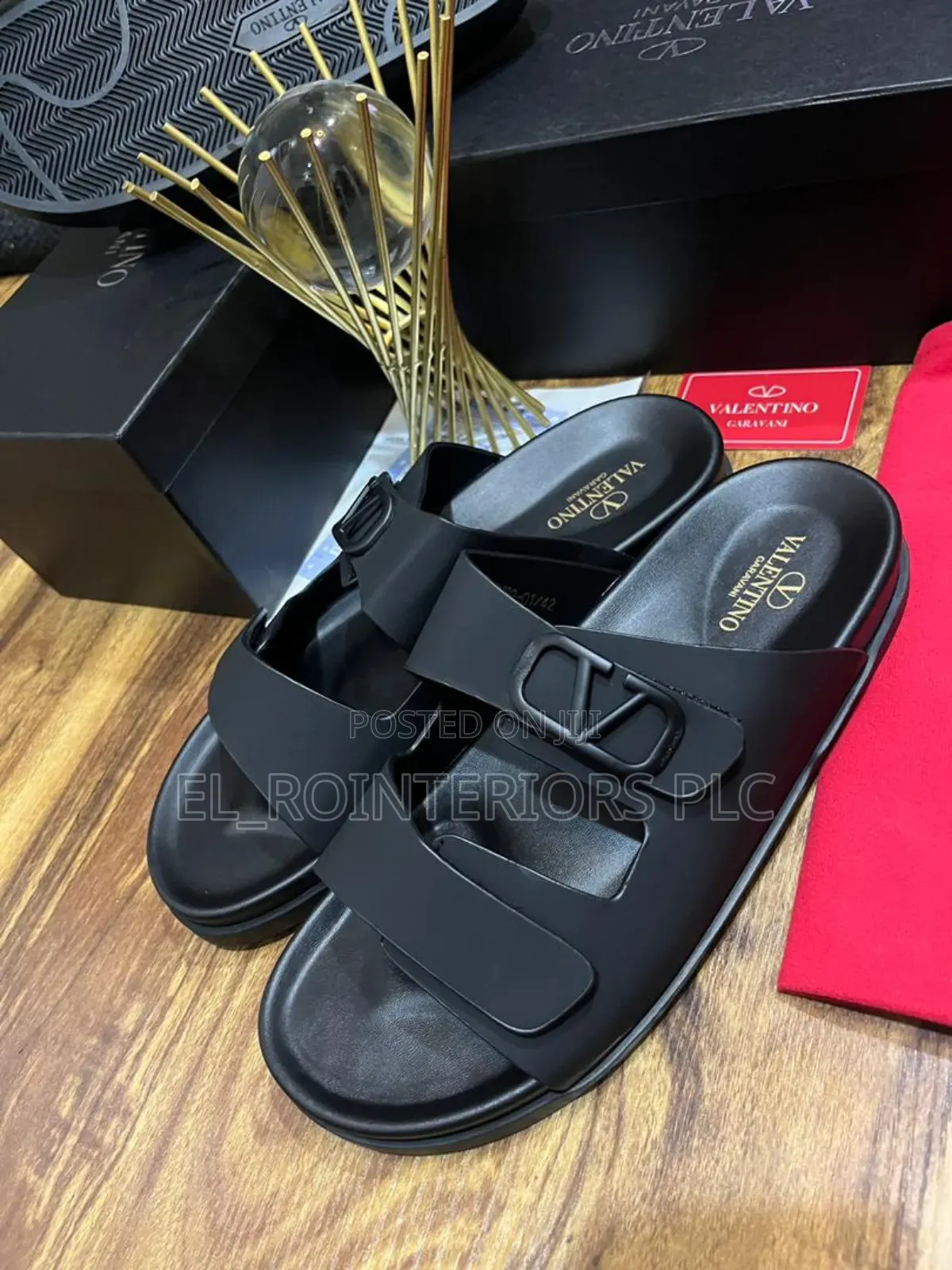 Valentino Garavani Quality Pam