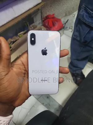 Apple iPhone X 64 GB White