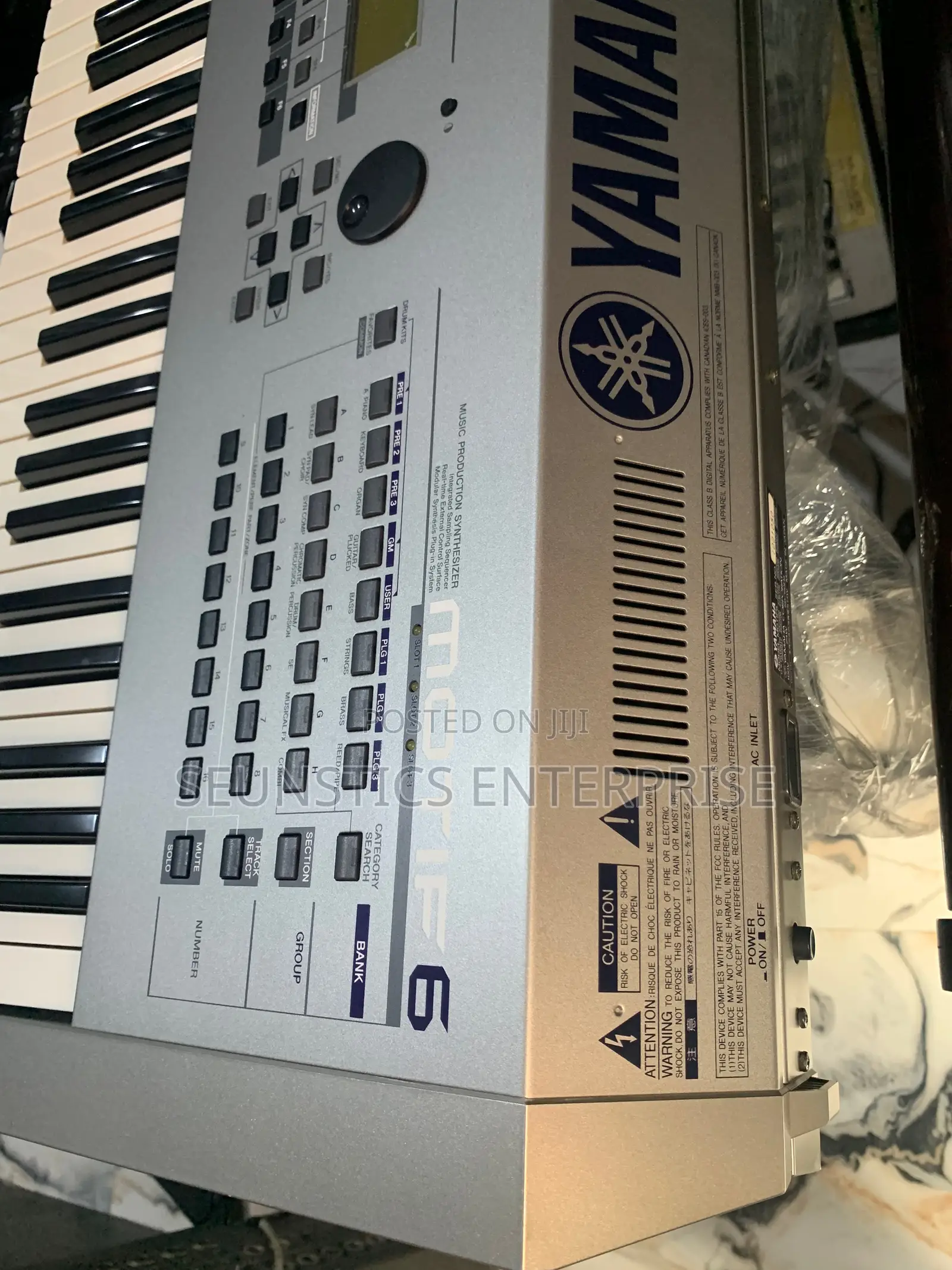 Quality Yamaha Motif 6 Workstation Keyboard/Piano