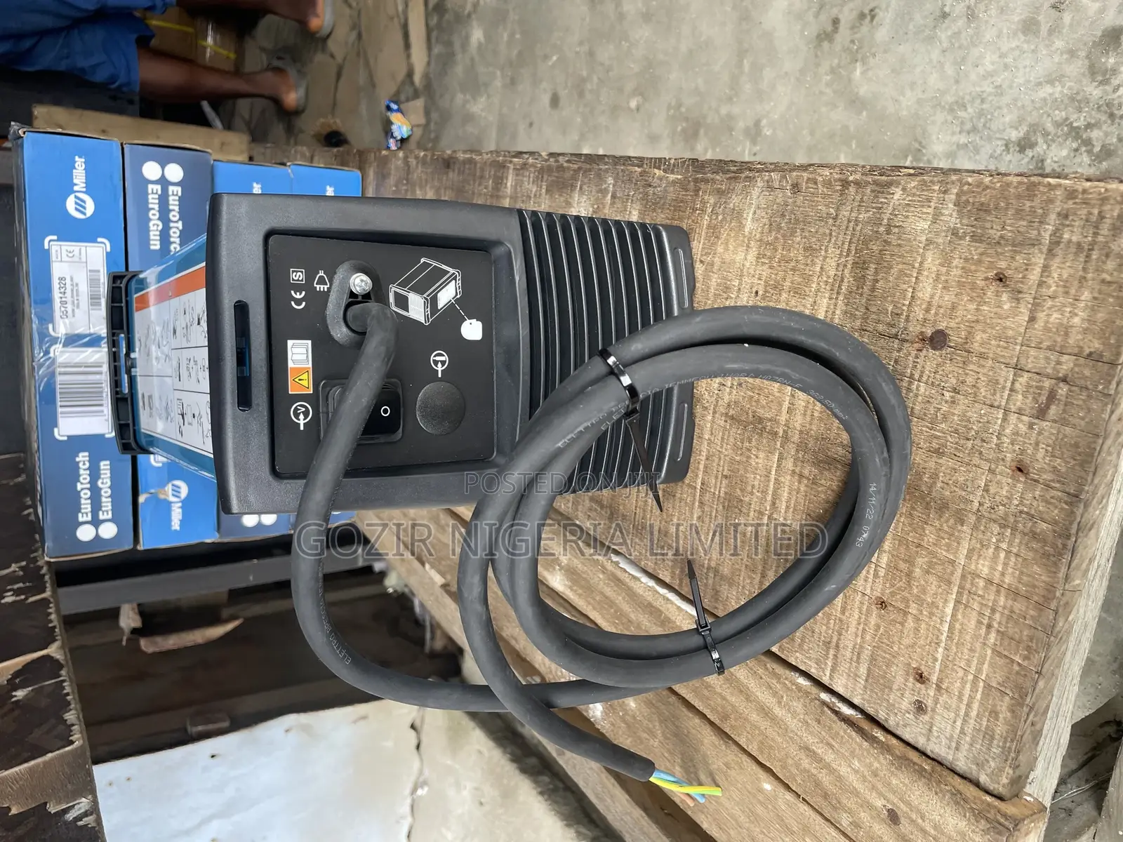 Si 160 Portable Stick Welding Machine