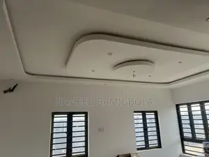 5bdrm Duplex in Isheri North Gra,, Kosofe / Kosofe for sale