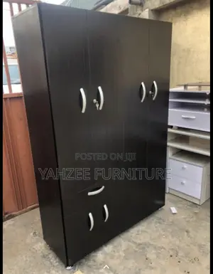 Wardrobe 4ftby6ft