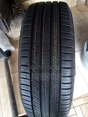 235 65 R17 Michelin Bridegstone Dunlop Non China