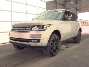 Photo - Land Rover Range Rover Vogue 2015 Gold