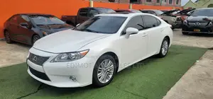 Lexus ES 350 FWD 2014 White