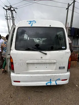 Daihatsu Hijet 2010 White