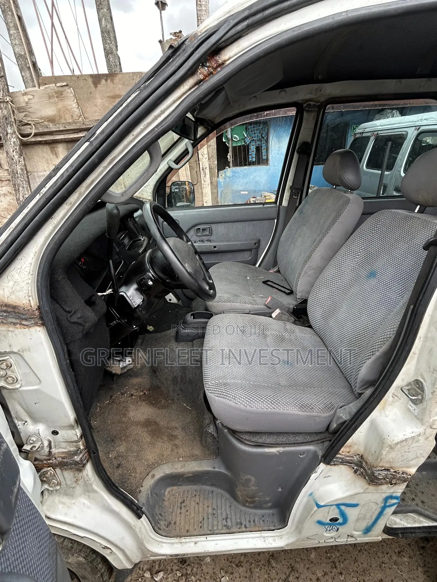 Daihatsu Hijet 2010 White