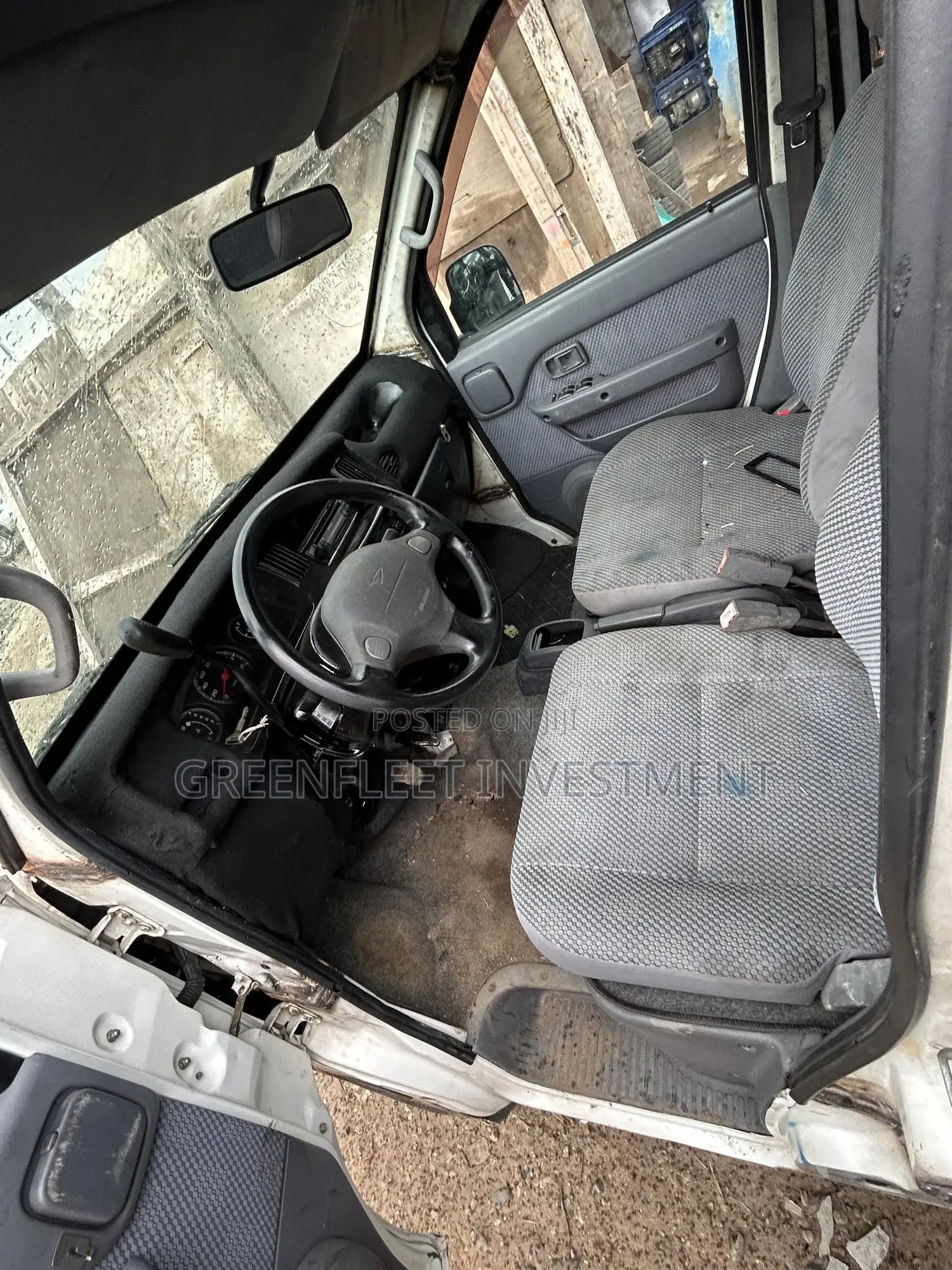 Daihatsu Hijet 2010 White